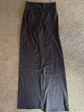 Vuori Black Yoga Pant